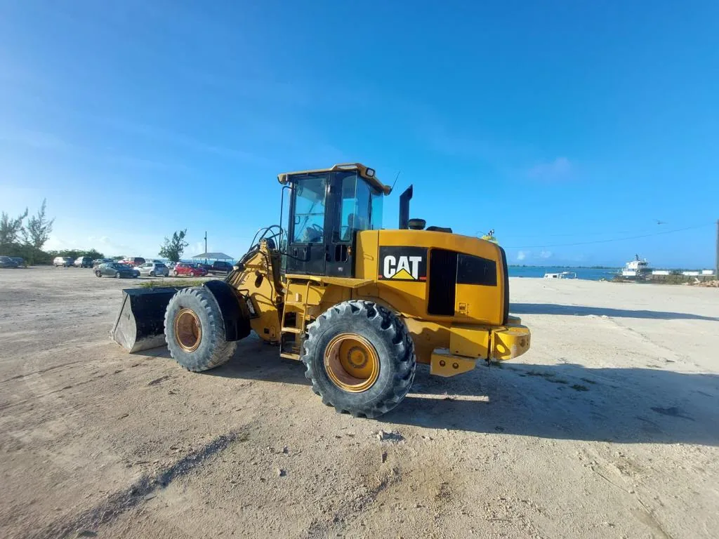 Caterpillar wheel loader on site